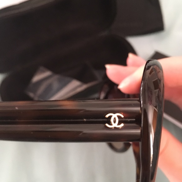 Chanel Sunglasses - Picture 4 of 4